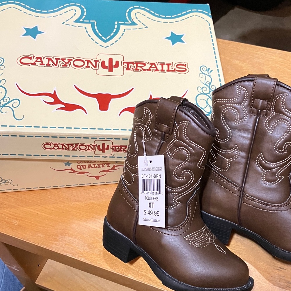 Canyon Trails Kids Cowboy Boots